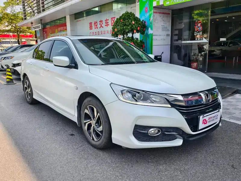 2016 Honda Accord 2.0L Comfort Edition — миниатюра 3