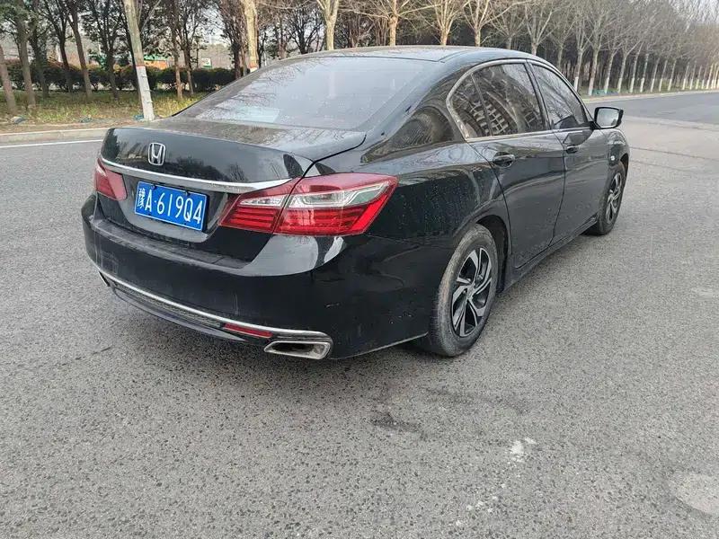 2016 Honda Accord 2.0L Comfort Edition — миниатюра 6