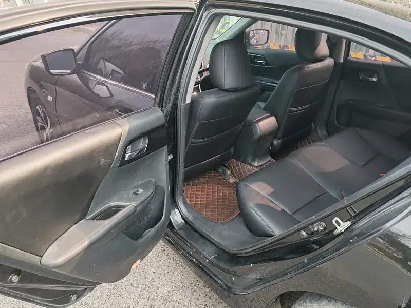 2016 Honda Accord 2.0L Comfort Edition — миниатюра 9
