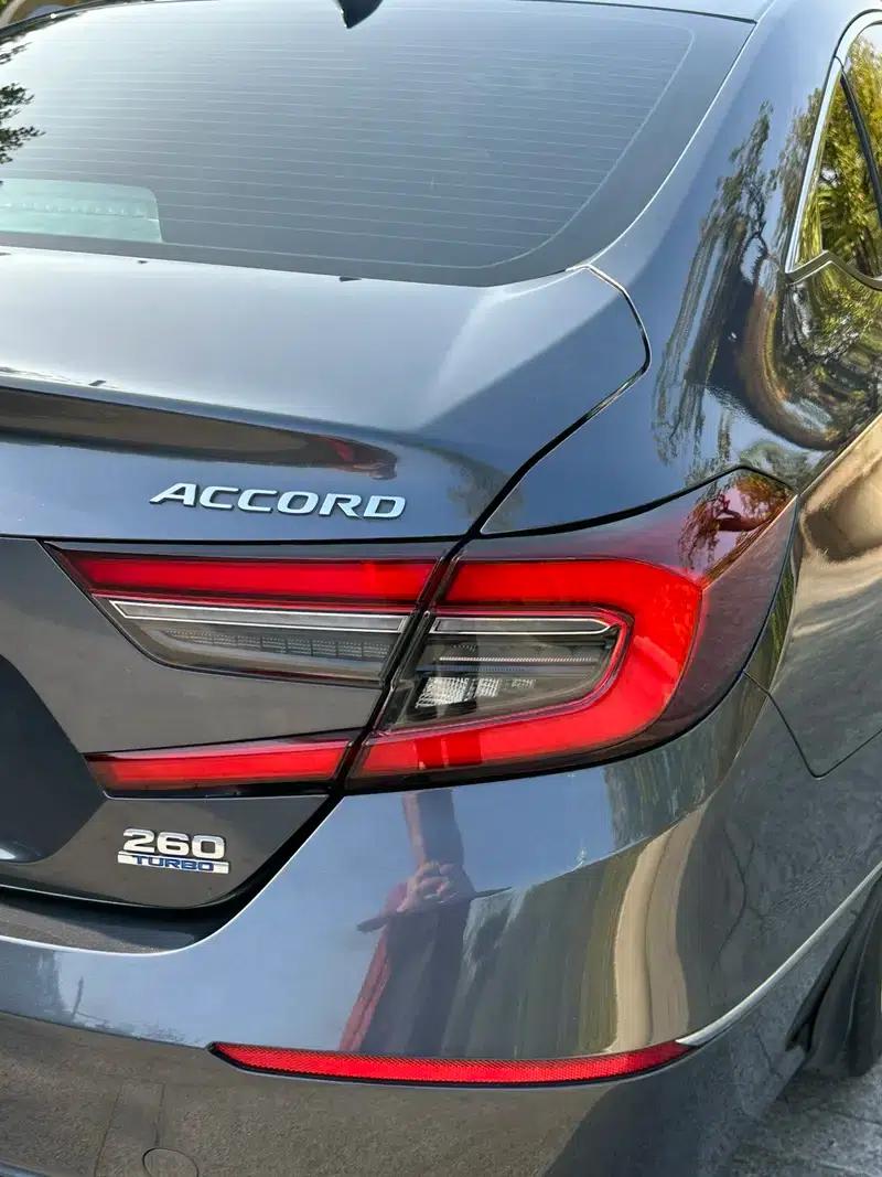 2022 Honda Accord 260TURBO Luxury Edition — миниатюра 10