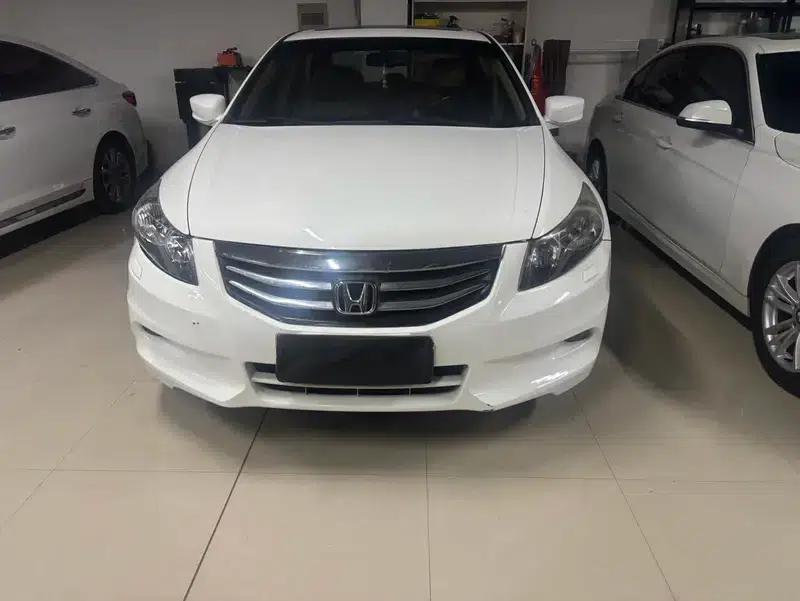 Accord 2012 2.0L SE — миниатюра 2