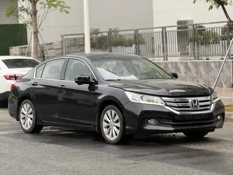 2015 Honda Accord 2.4L EX Luxury Edition — миниатюра 3