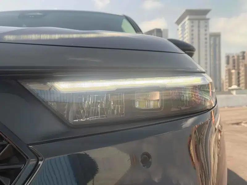 2023 Honda Accord 260TURBO Premium Edition — миниатюра 11