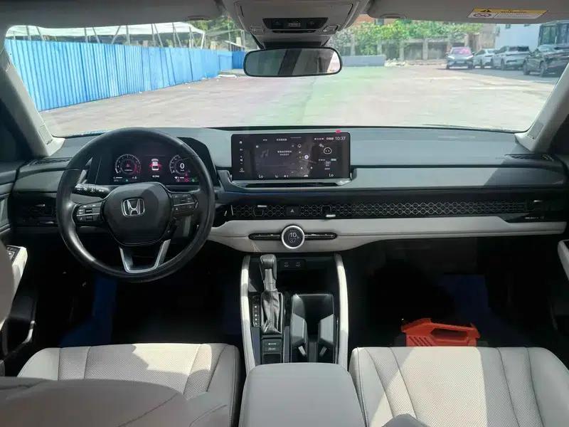 2023 Honda Accord 260TURBO Premium Edition — миниатюра 15