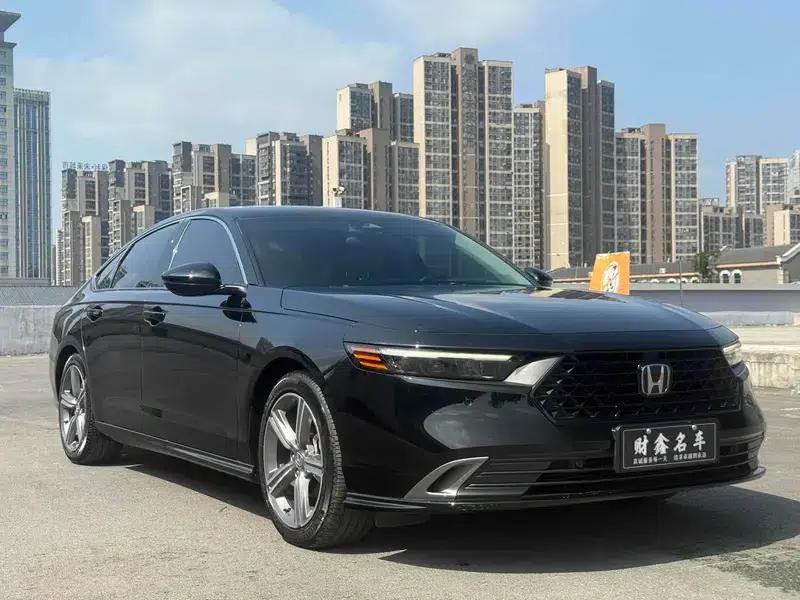 2023 Honda Accord 260TURBO Premium Edition — миниатюра 3