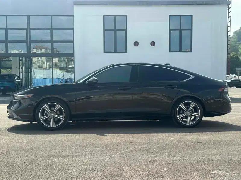 2023 Honda Accord 260TURBO Premium Edition — миниатюра 4