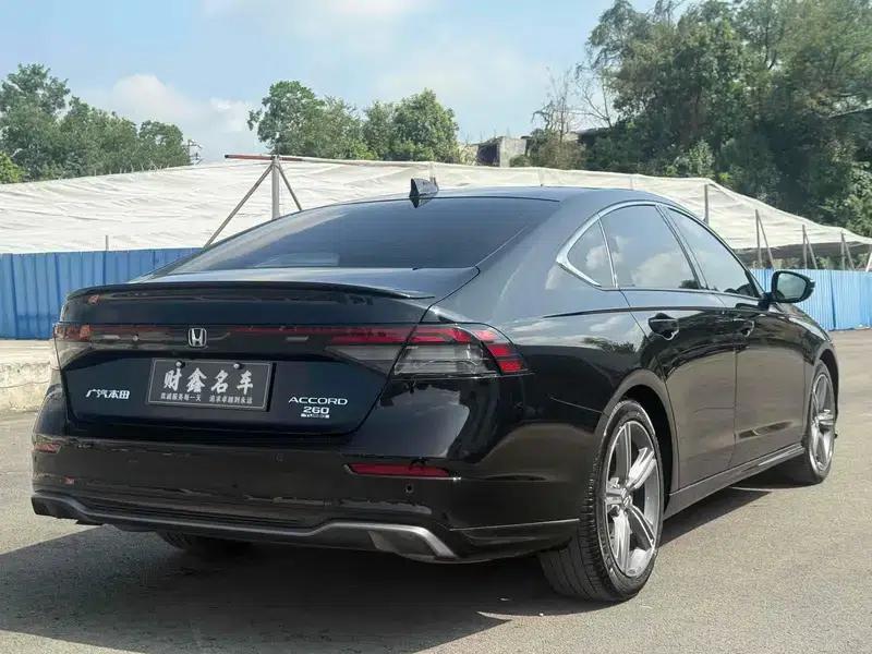 2023 Honda Accord 260TURBO Premium Edition — миниатюра 7