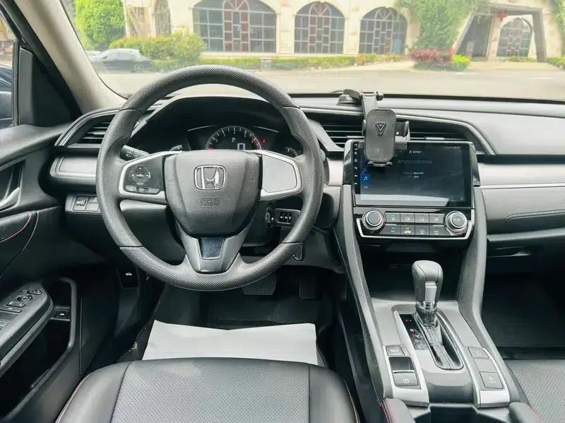 2016 Civic 180TURBO CVT Comfort Edition — миниатюра 9