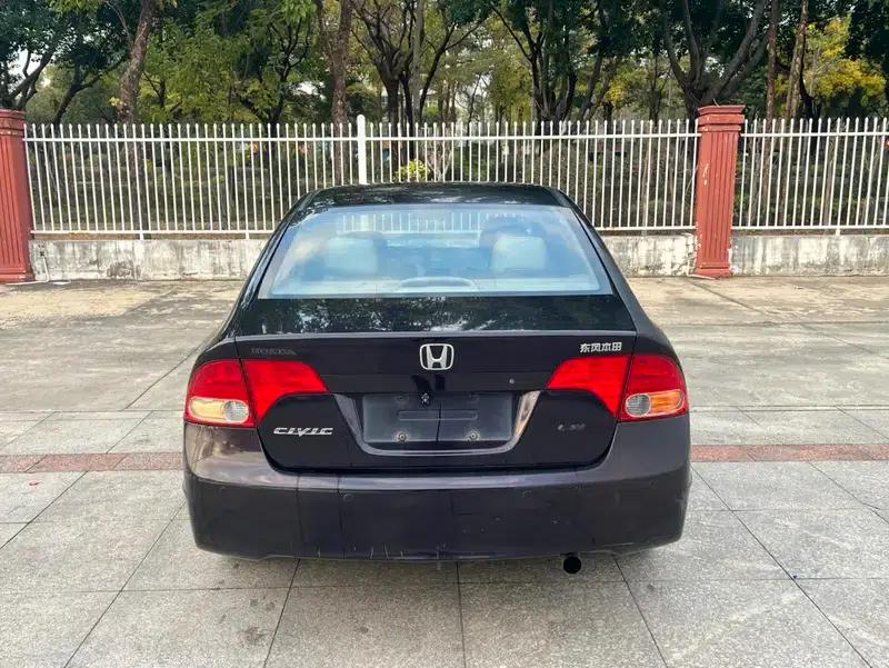 Civic 2009 1.8L Automatic Classic Edition — миниатюра 5