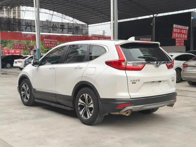 Honda CR-V 2020 Radiant Edition 240TURBO CVT 2WD Comfort Version — миниатюра 4