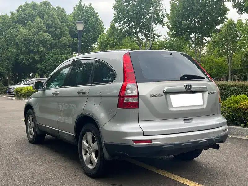 Honda CR-V 2010 2.0L Automatic 2WD Urban Edition — миниатюра 4