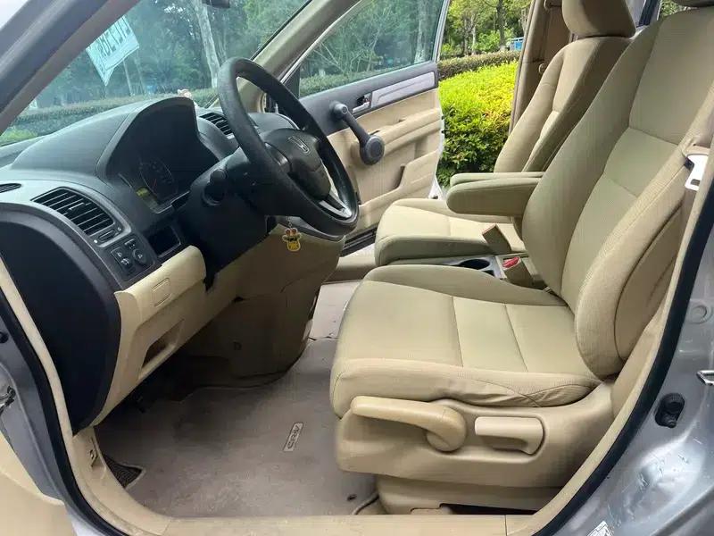 Honda CR-V 2010 2.0L Automatic 2WD Urban Edition — миниатюра 8