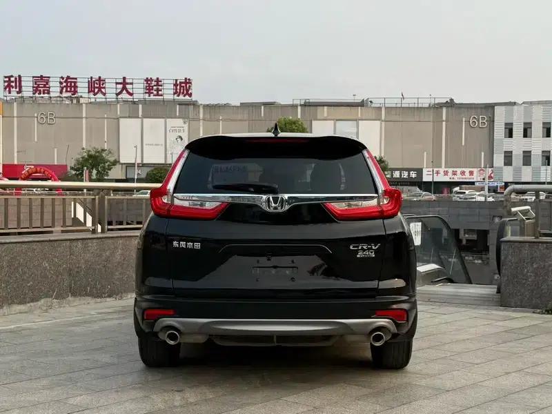 Honda CR-V 2020 Radiant Edition 240TURBO CVT 2WD Comfort Version — миниатюра 3