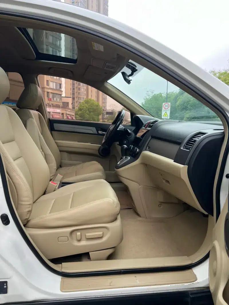 Honda CR-V 2010 2.4L Automatic 4WD Luxury Edition — миниатюра 12