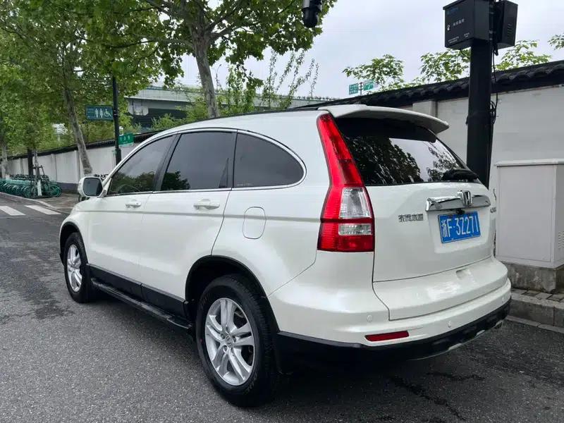 Honda CR-V 2010 2.4L Automatic 4WD Luxury Edition — миниатюра 4