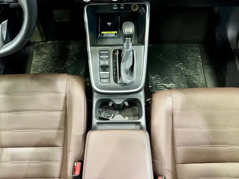Honda CR-V 2023 240TURBO CVT 2WD Premium 7-Seater Edition — миниатюра 20