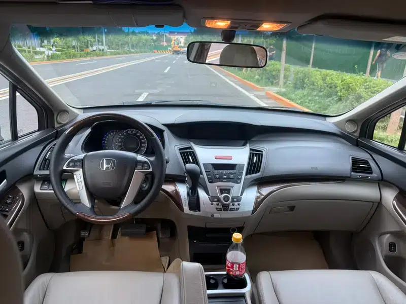 2013 Odyssey 2.4L Sport Edition — миниатюра 13