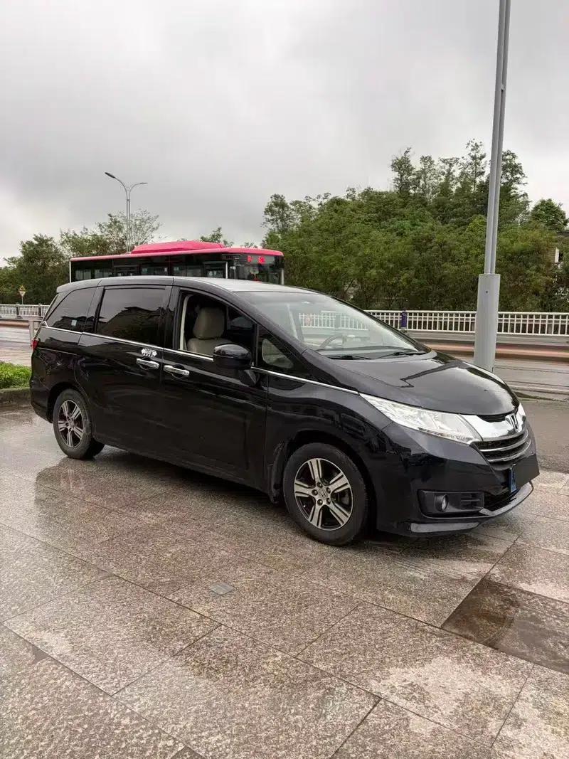 2015 Odyssey 2.4L Comfort Edition — миниатюра 3