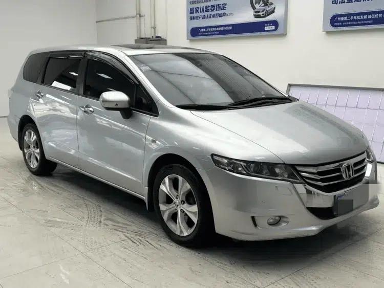 2013 Odyssey 2.4L Luxury Edition — миниатюра 3