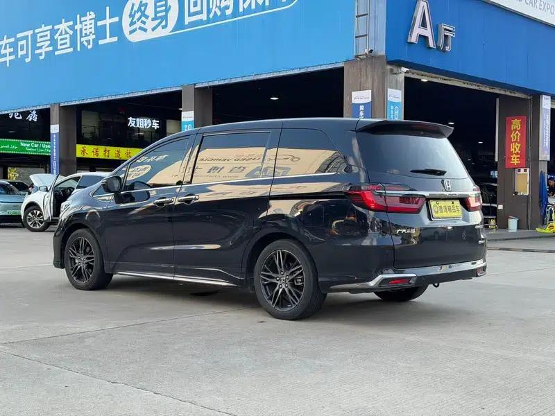 Odyssey 2024 2.0L e:HEV Elite Edition — миниатюра 4