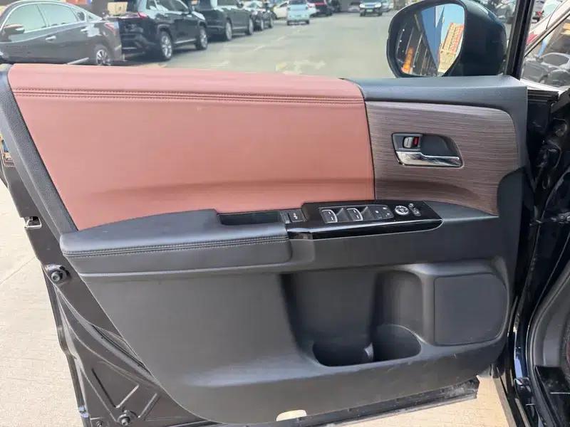 Odyssey 2024 2.0L e:HEV Elite Edition — миниатюра 10