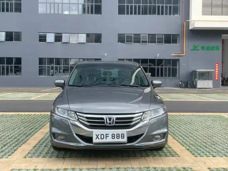 2013 Odyssey 2.4L Luxury Edition — миниатюра 2