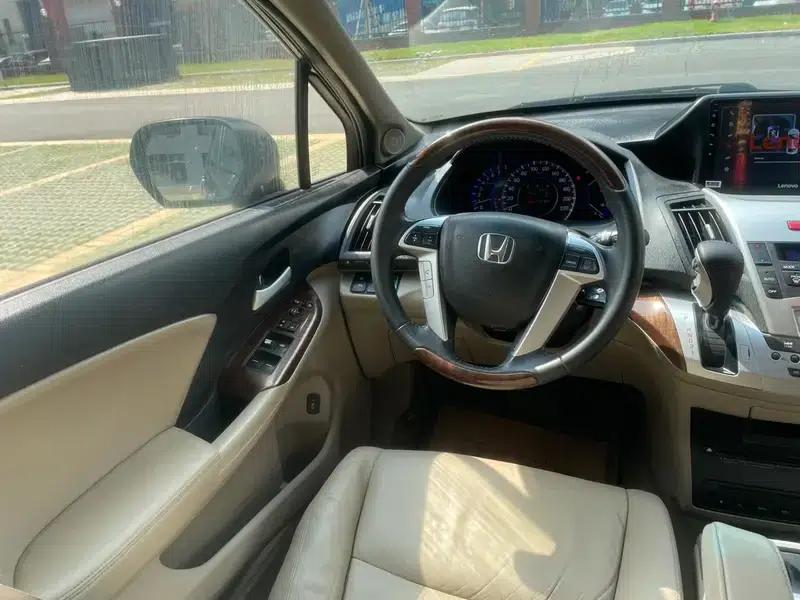 2013 Odyssey 2.4L Luxury Edition — миниатюра 13