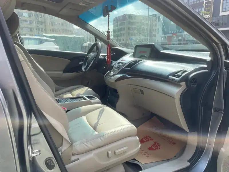 2013 Odyssey 2.4L Luxury Edition — миниатюра 10