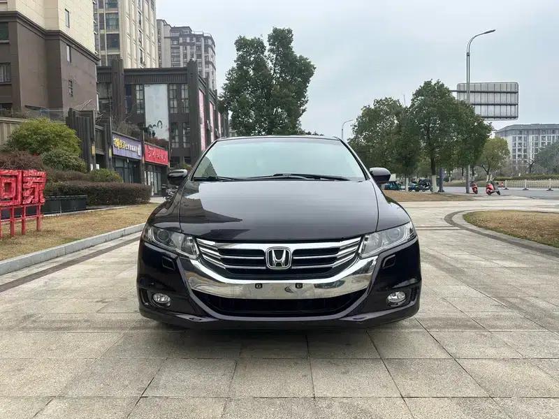 2013 Odyssey 2.4L Sport Edition — миниатюра 2