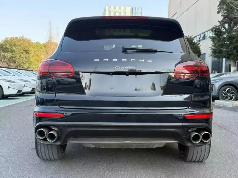 Cayenne 2016 Cayenne Platinum Edition 3.0T — миниатюра 4