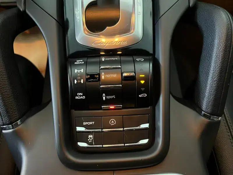 Cayenne 2011 Cayenne 3.0T — миниатюра 5
