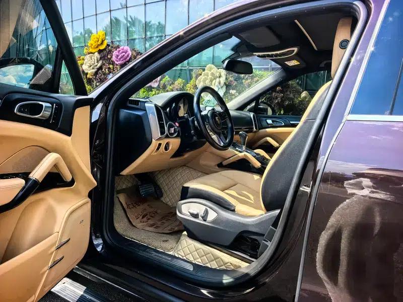 Cayenne 2014 Cayenne Platinum Edition 3.0T — миниатюра 17