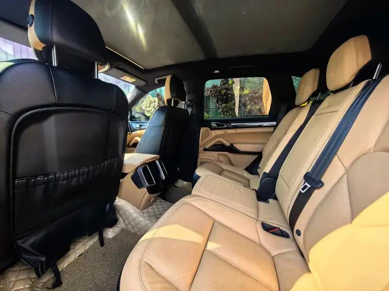 Cayenne 2014 Cayenne Platinum Edition 3.0T — миниатюра 19