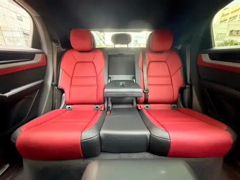 Cayenne Coupé 2024 Cayenne Coupé 3.0T — миниатюра 17