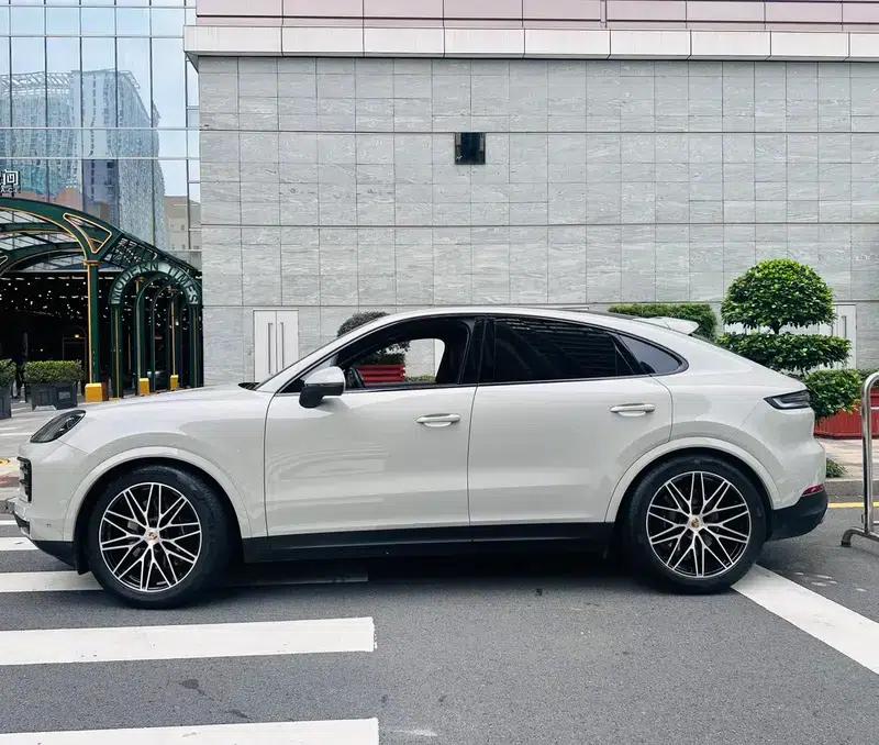 Cayenne Coupé 2024 Cayenne Coupé 3.0T — миниатюра 4