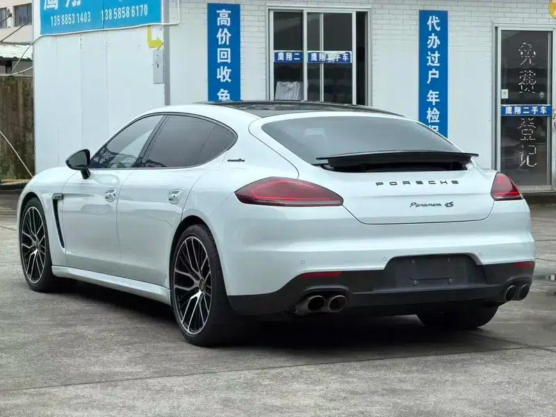 Panamera 2016 Panamera Executive Edition 3.0T — миниатюра 3
