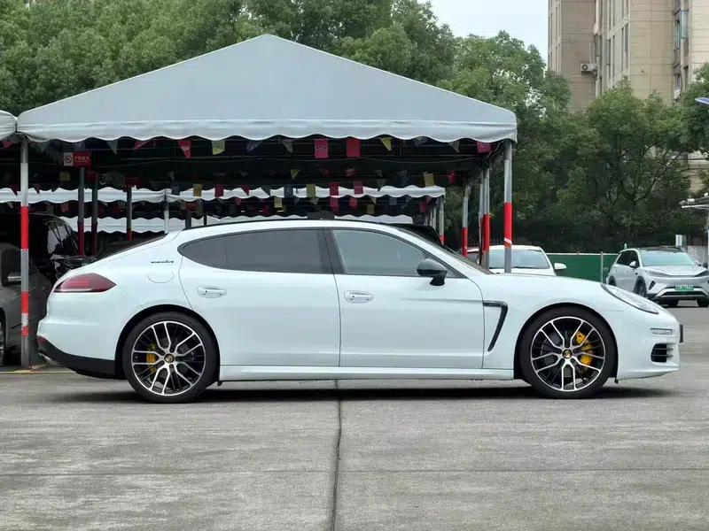 Panamera 2016 Panamera Executive Edition 3.0T — миниатюра 6