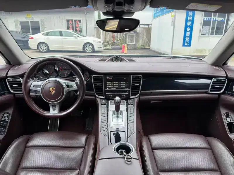 Panamera 2016 Panamera Executive Edition 3.0T — миниатюра 8