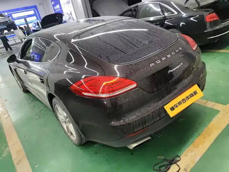 2014 Panamera 4 3.0T — миниатюра 3