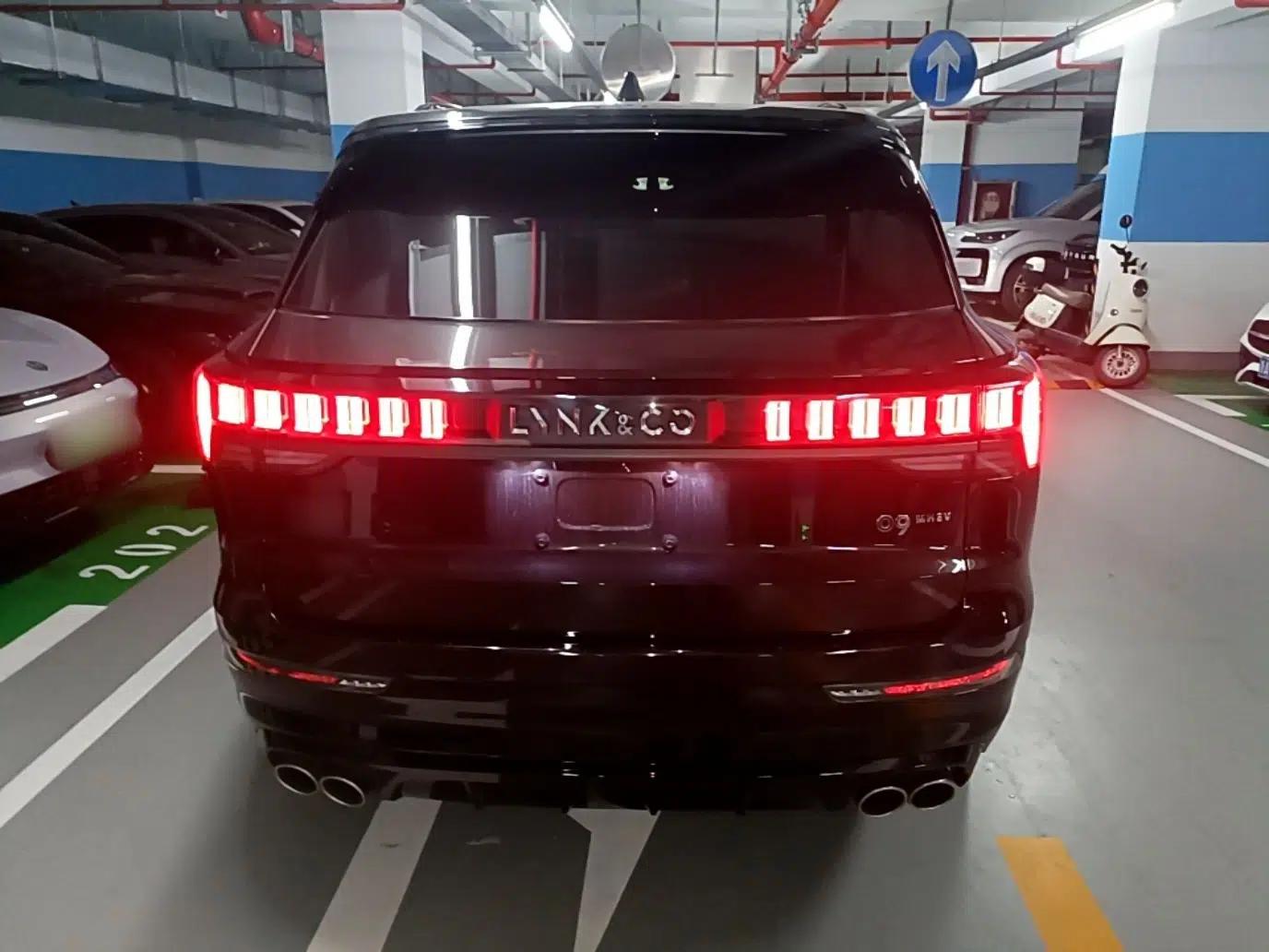 Lynk & Co 09 2021 2.0T Halo Six-Seater — миниатюра 5
