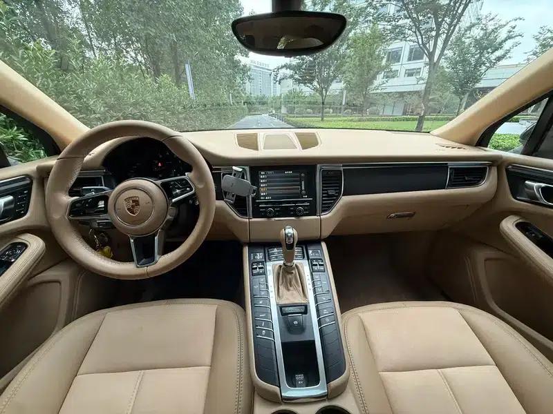 2014 Macan 2.0T — миниатюра 6