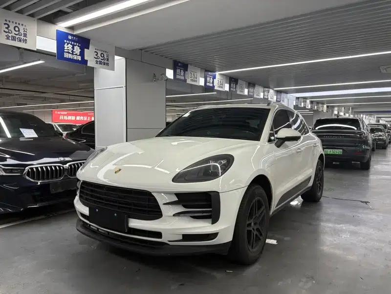2017 Macan 2.0T — миниатюра 1