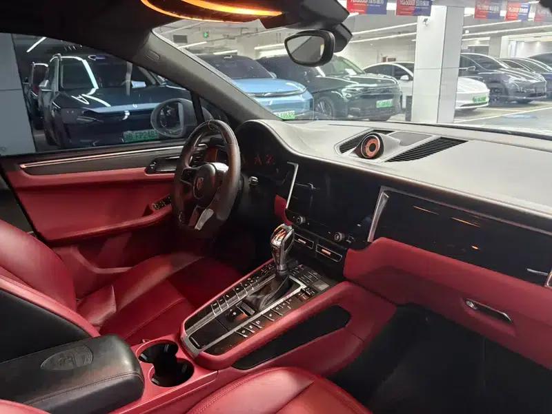 2017 Macan 2.0T — миниатюра 8
