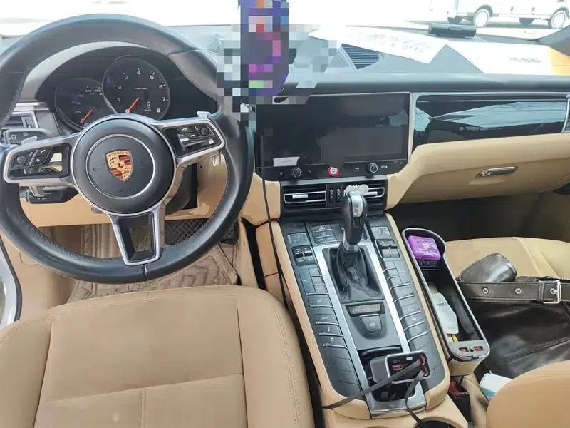 2017 Macan 2.0T — миниатюра 5