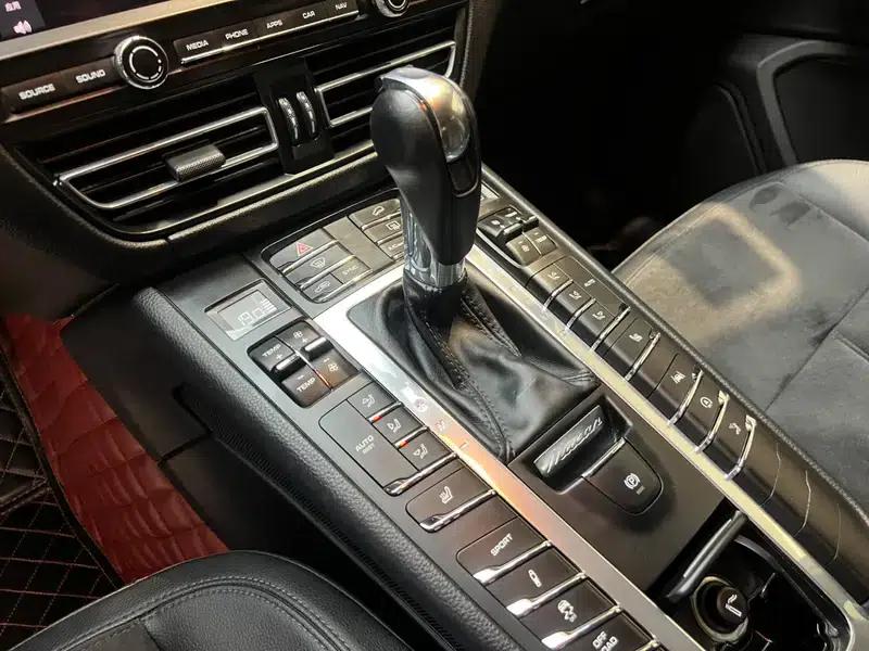 2018 Macan 2.0T — миниатюра 19