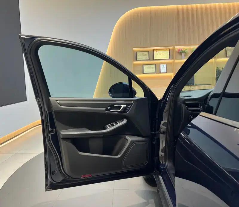 2018 Macan 2.0T — миниатюра 25