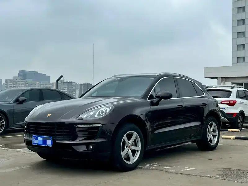 2016 Macan 2.0T — миниатюра 1