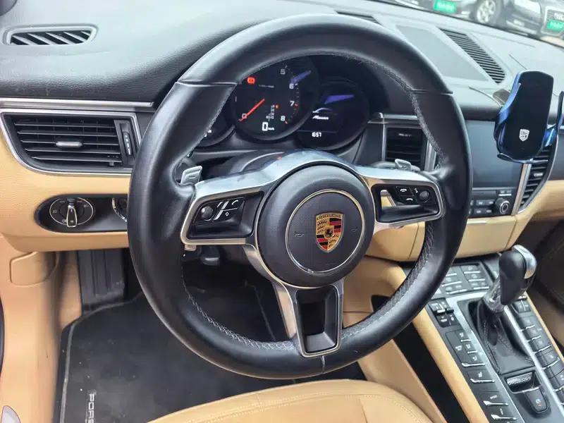 2016 Macan 2.0T — миниатюра 9