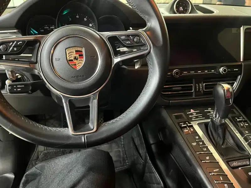 2019 Macan 2.0T Factory Custom Edition — миниатюра 12