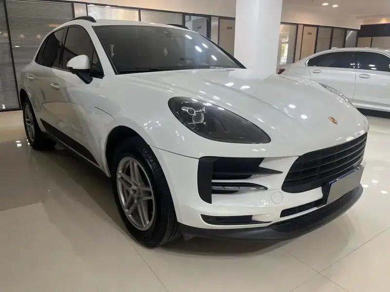 2019 Macan 2.0T Factory Custom Edition — миниатюра 3
